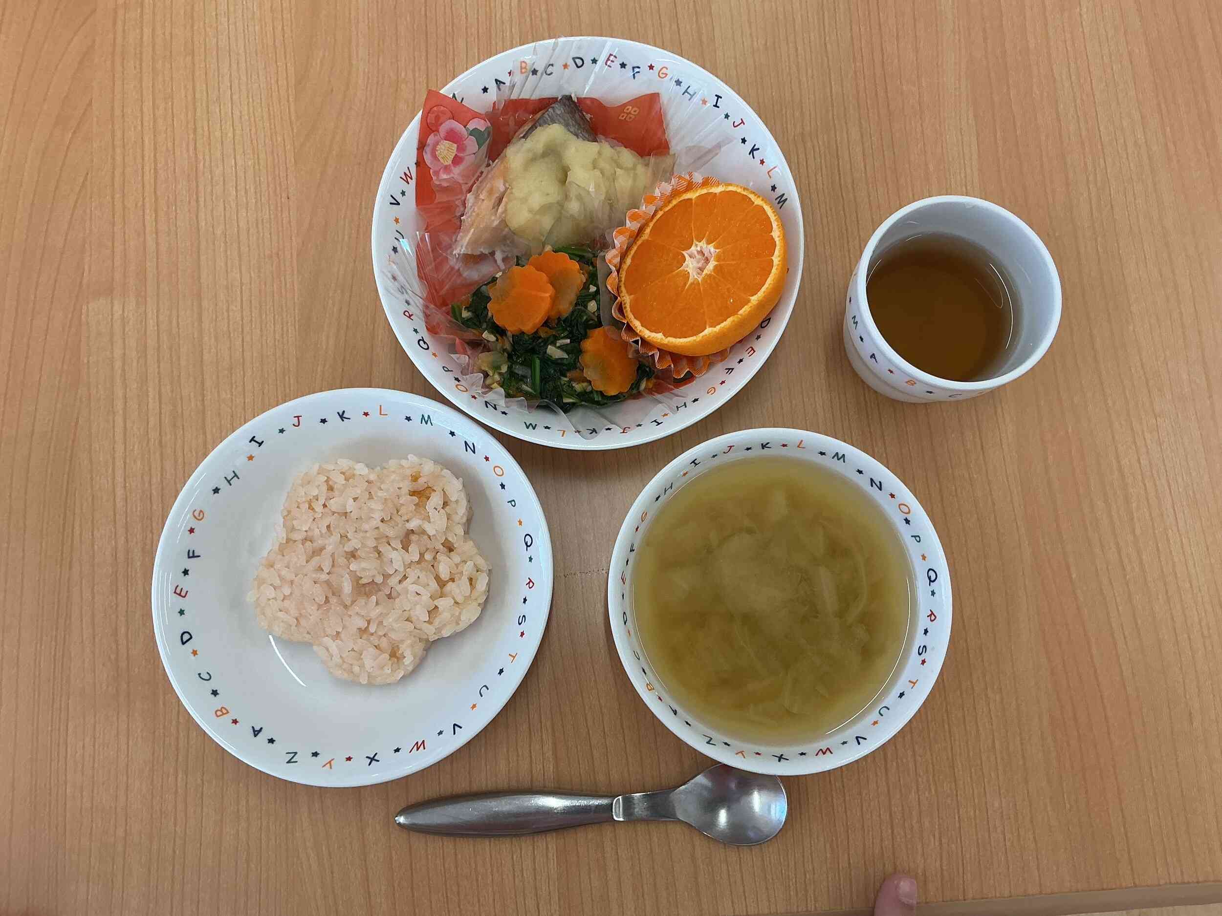 お楽しみ会の給食