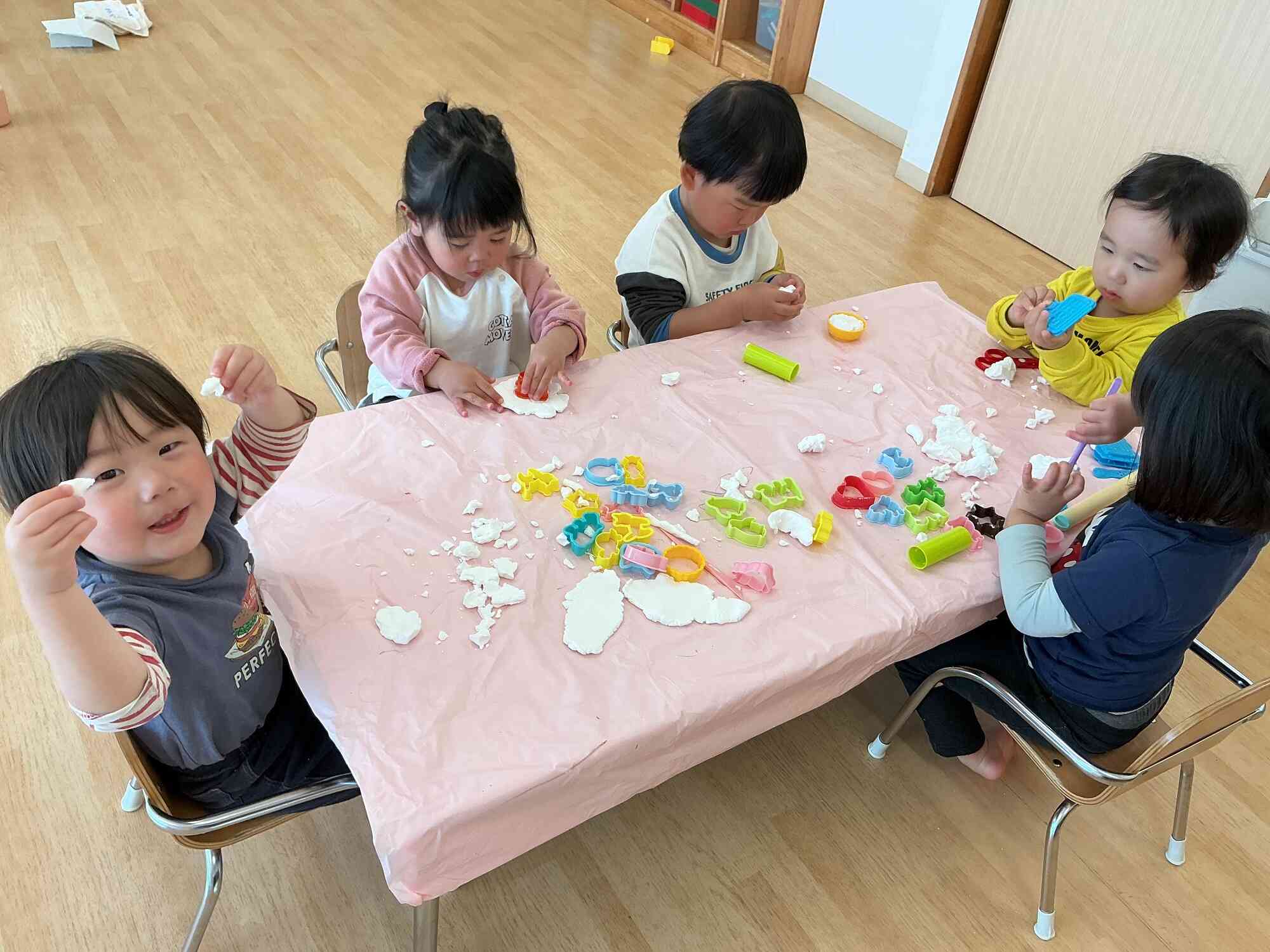 最近の子どもたちに人気の遊びは…