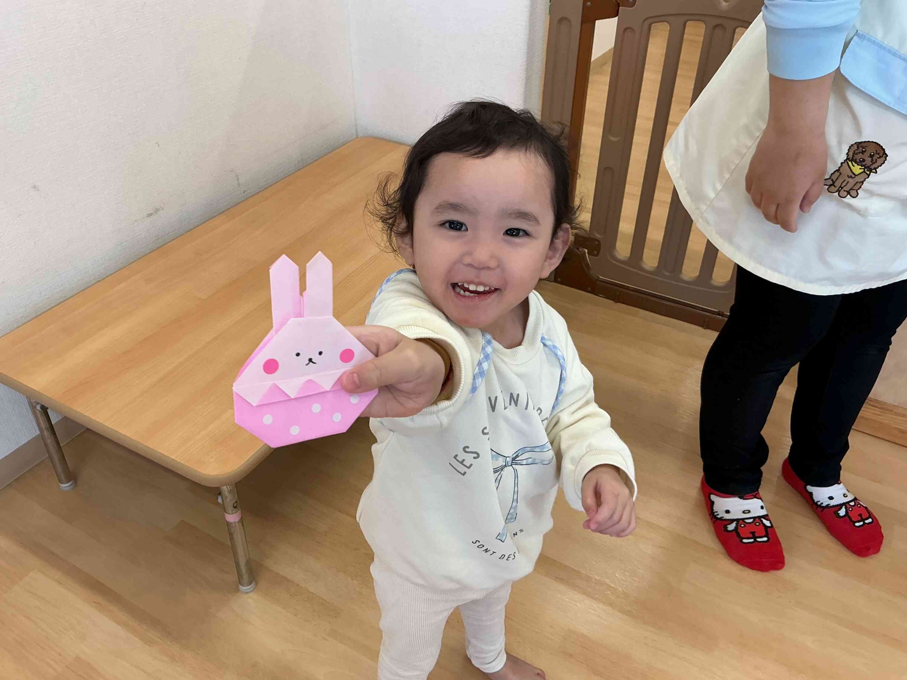 出し物は、宝探し！「見つけたー！」と可愛らしいうさぎさんを見つけていました。