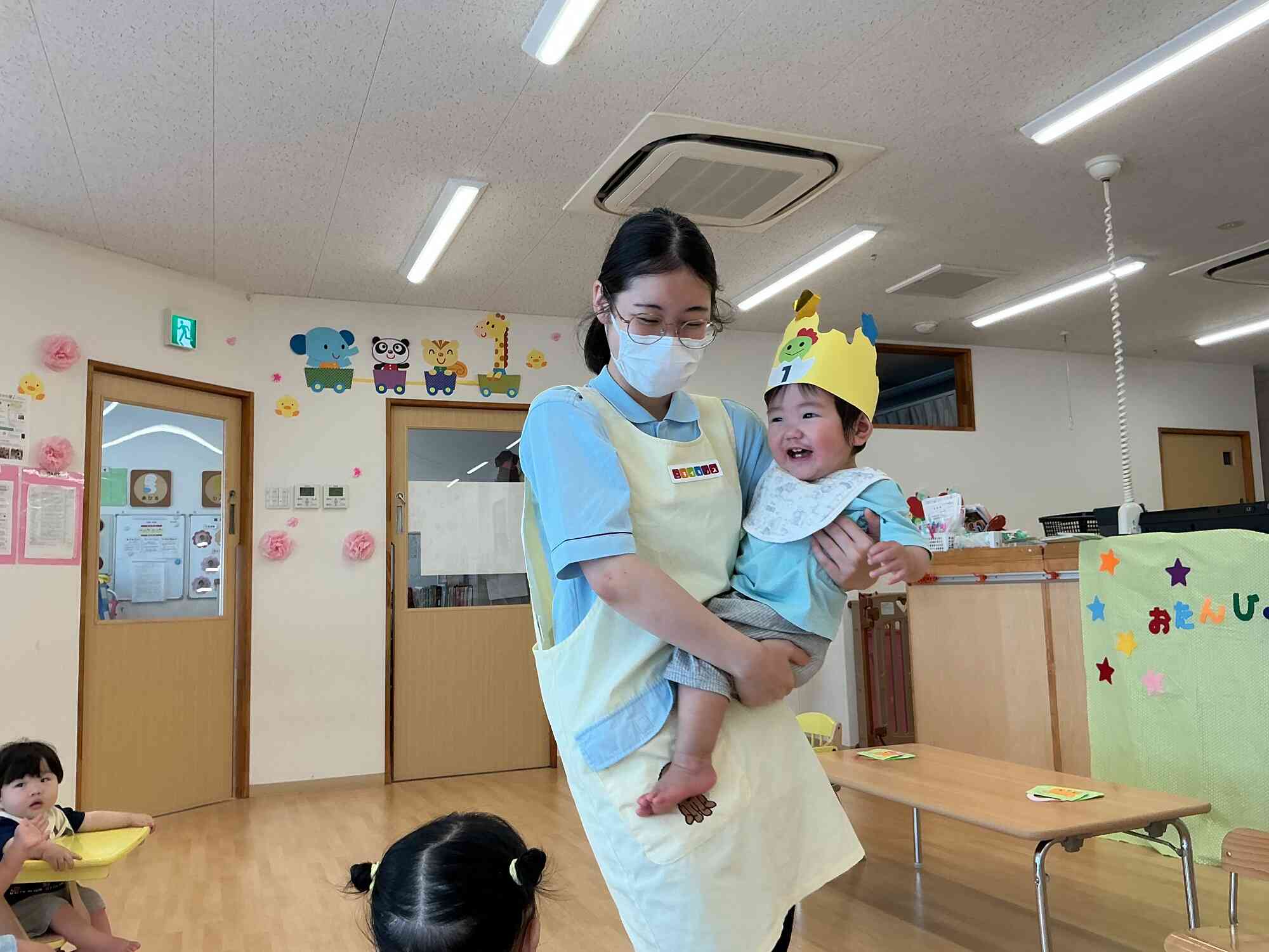 先生と一緒に入場です！