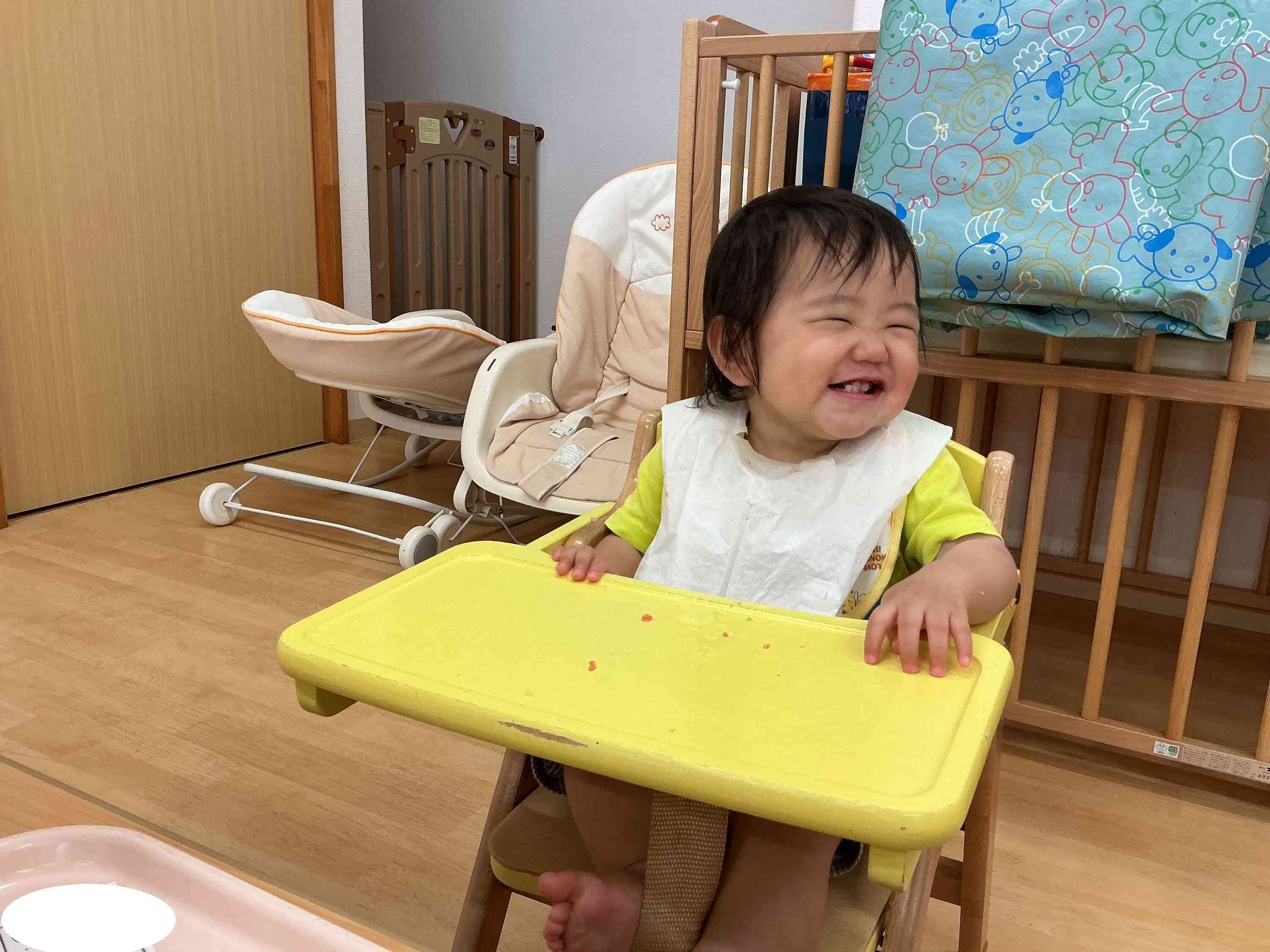 「おいしいね」とニコニコの笑顔を見せてくれました!
