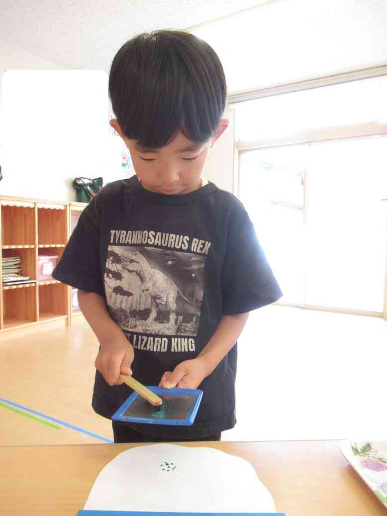 きりん組（５歳児）はスパッタリングに挑戦♪