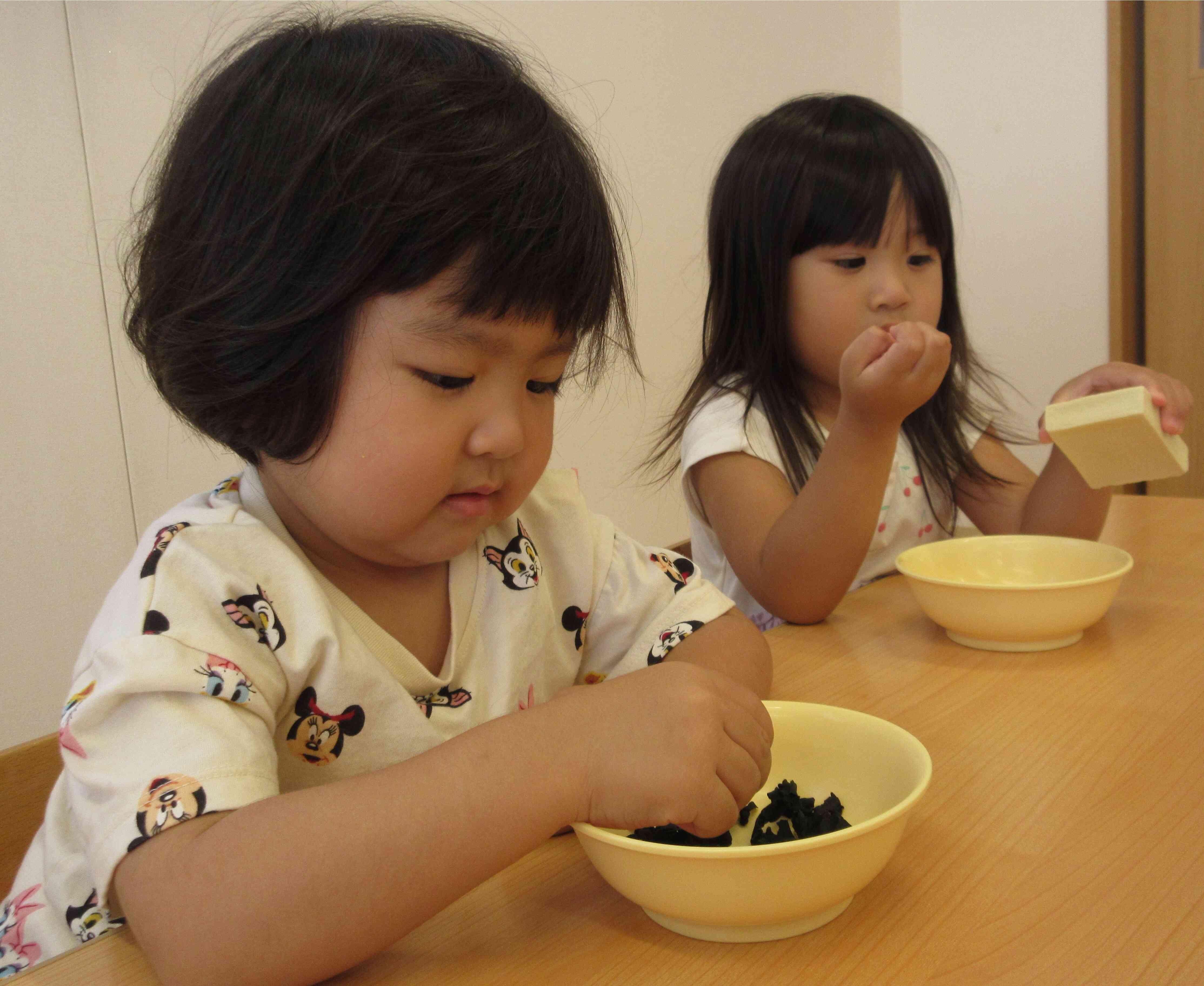 8月の食育活動（乾物の変化）