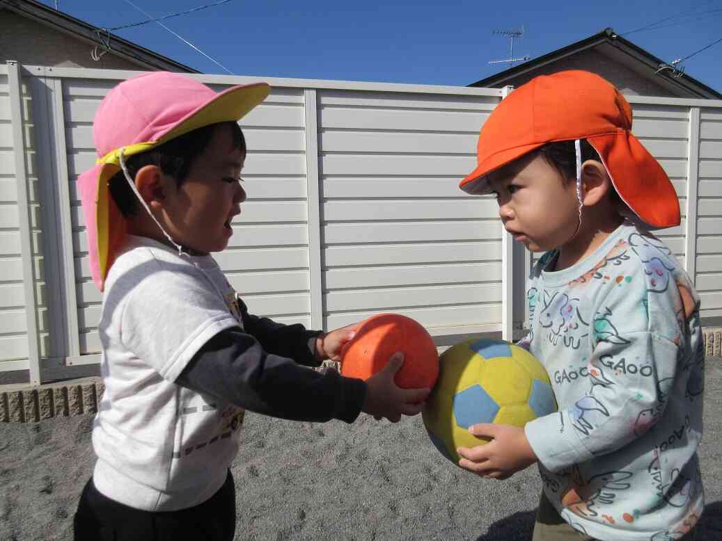 保育園には楽しいことがいっぱいだよ!これからたくさん遊ぼうね♡