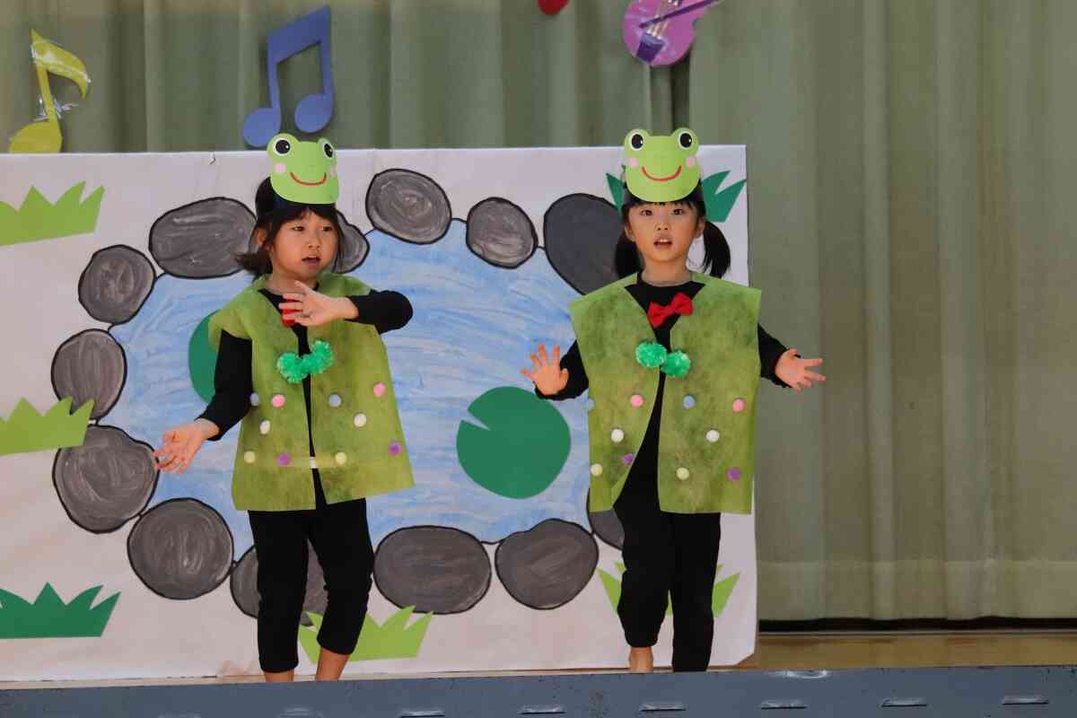 うさぎさんが素敵なお洋服を作ってくれたよ！