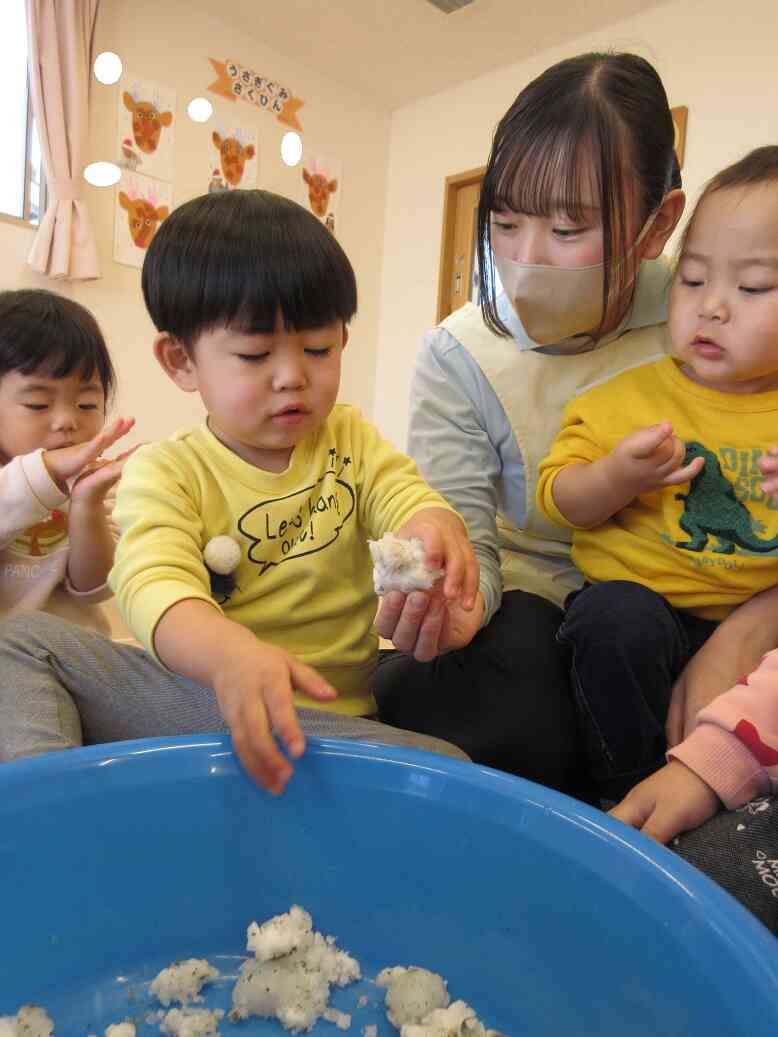 みんなで一緒に雪遊び♡