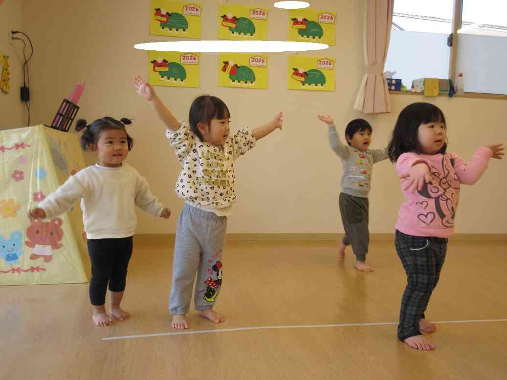 体操も大好き！最近のブームはミッキーマウス体操です♪