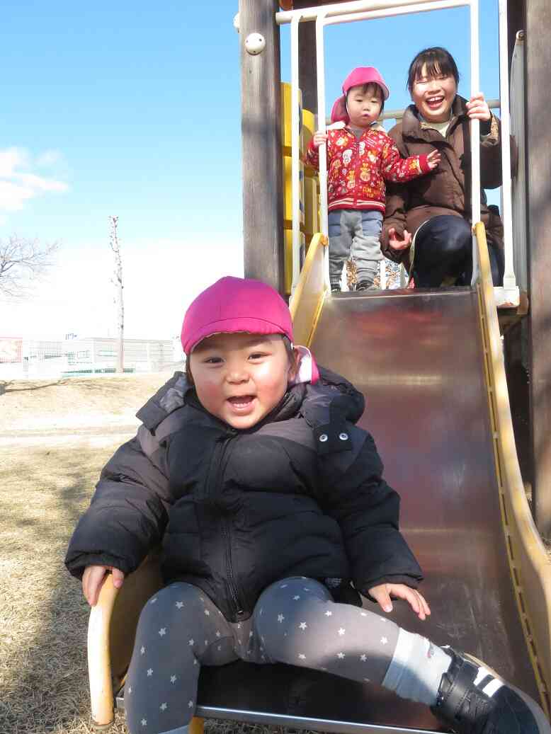 お外大好き♡(あひる組1歳児・うさぎ組2歳児)