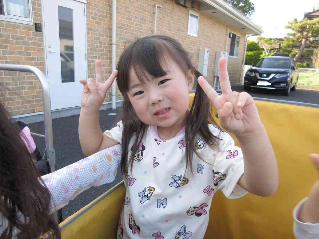 可愛くポーズ♡