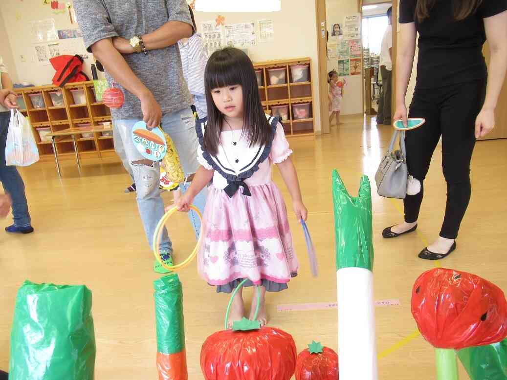 お野菜の輪投げだよ♪