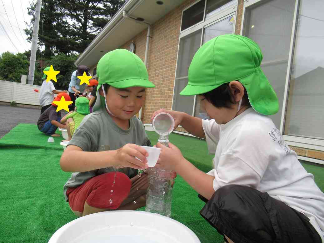 ぱんだ組（4歳児）の夏の様子　～水遊び～