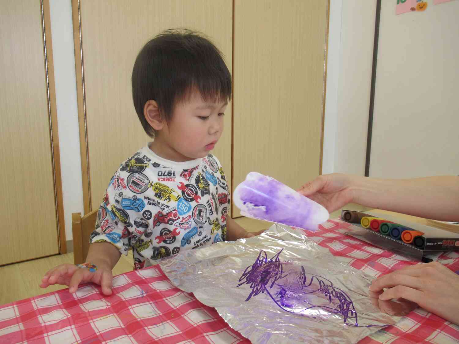 制作活動～あひる組(1歳児)・うさぎ組(２歳児)～