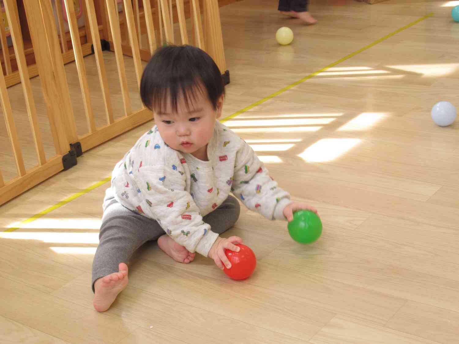 ボール、まてまて～！！