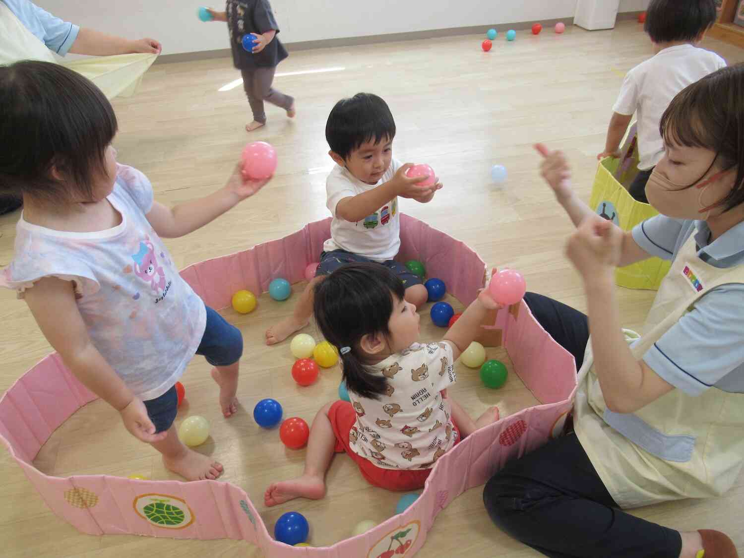 ボール遊びをしたよ！