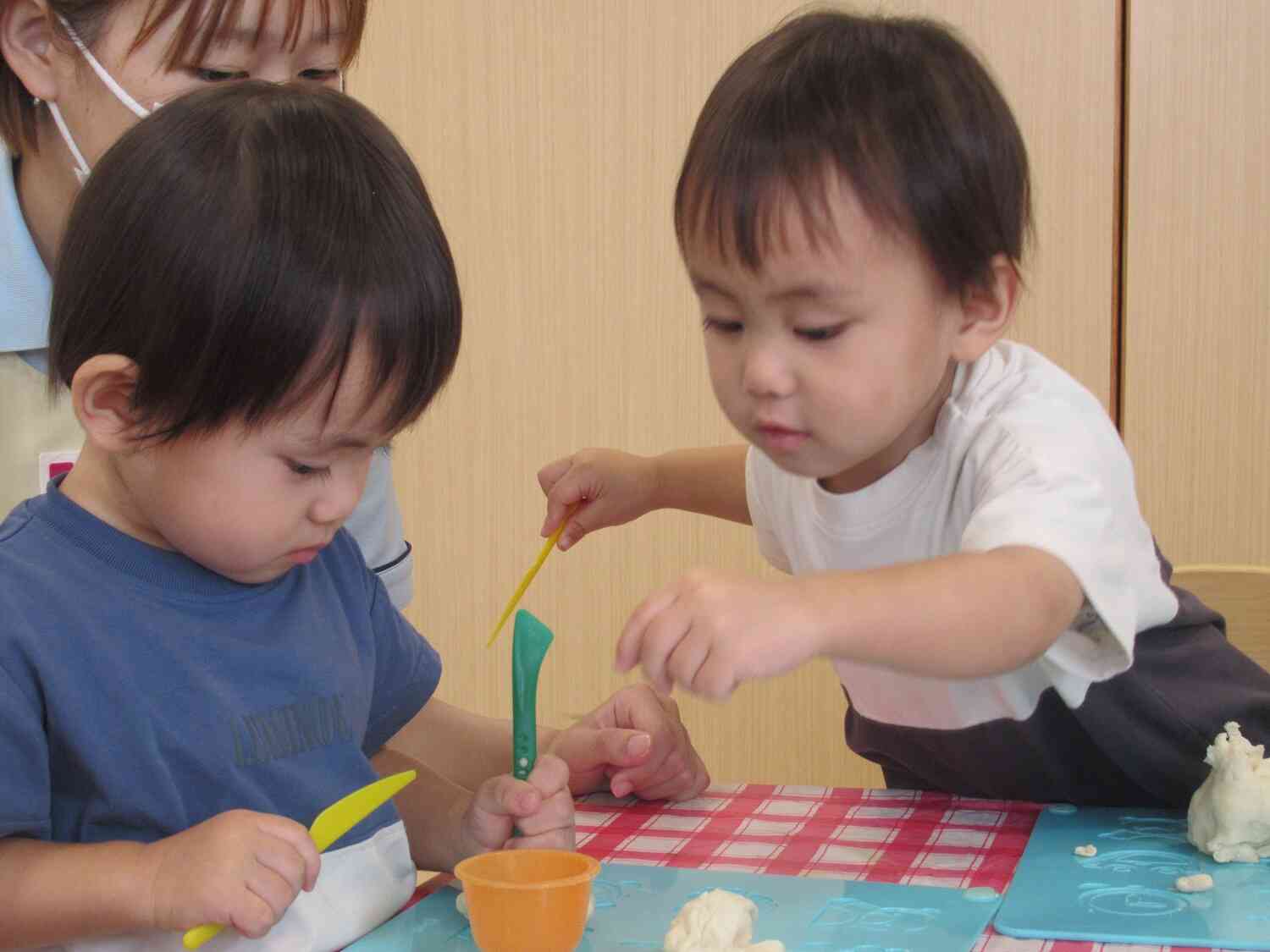 小麦粉粘土で遊んだよ♪