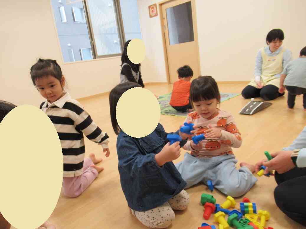 ねじブロックがメガネに早変わり♬