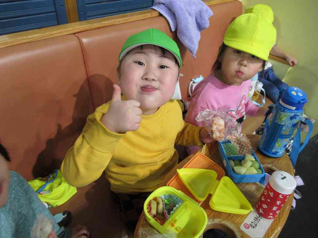 お弁当も美味しくて大満足！