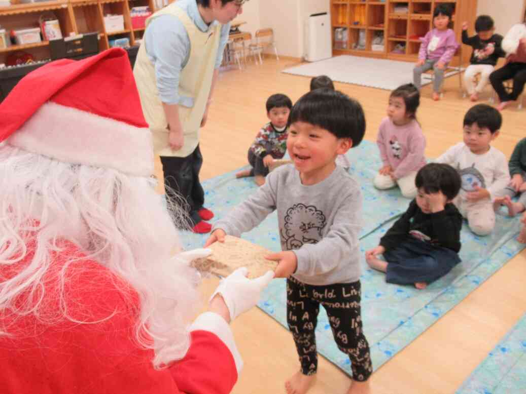 サンタクロースからプレゼントを！