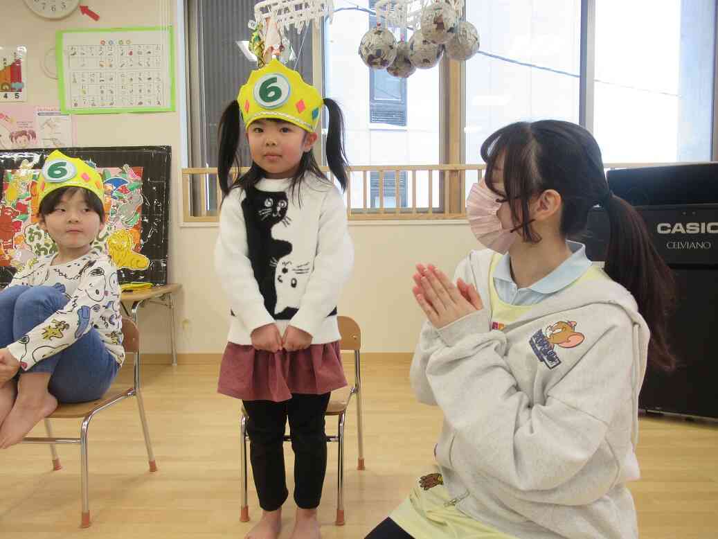 誕生児へのインタビュー♫