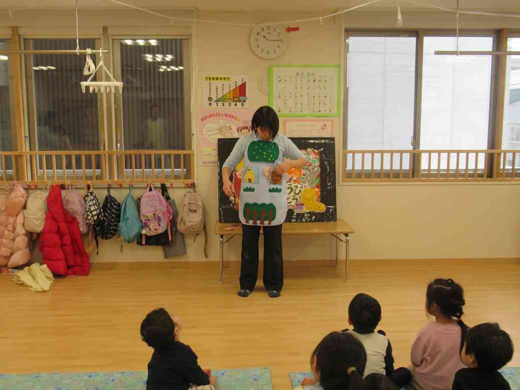 エプロンシアター『3匹のこぶた』