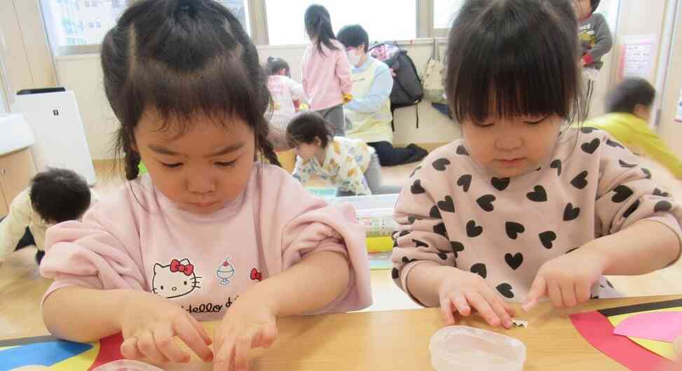 おひなさま製作（2歳児）