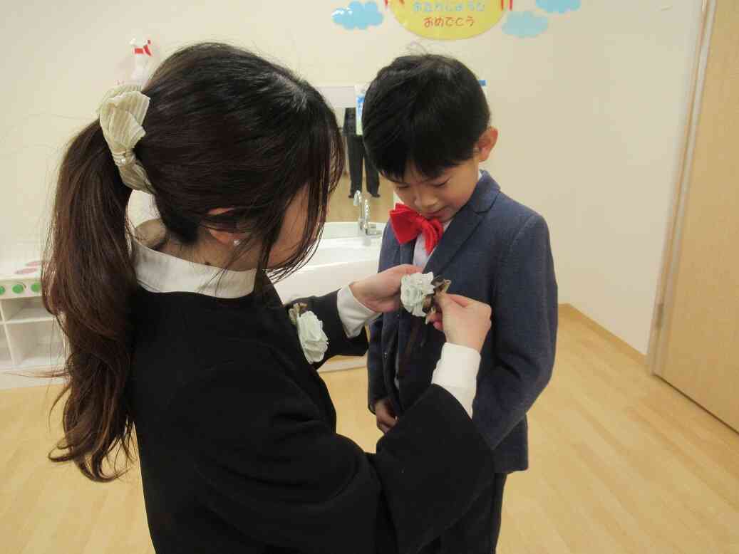 手作りブローチのプレゼントです♫