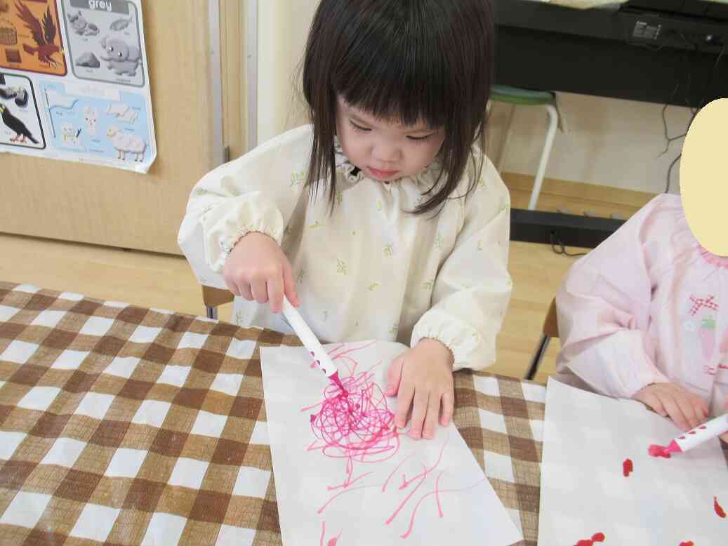 水性ペンでお絵描き！