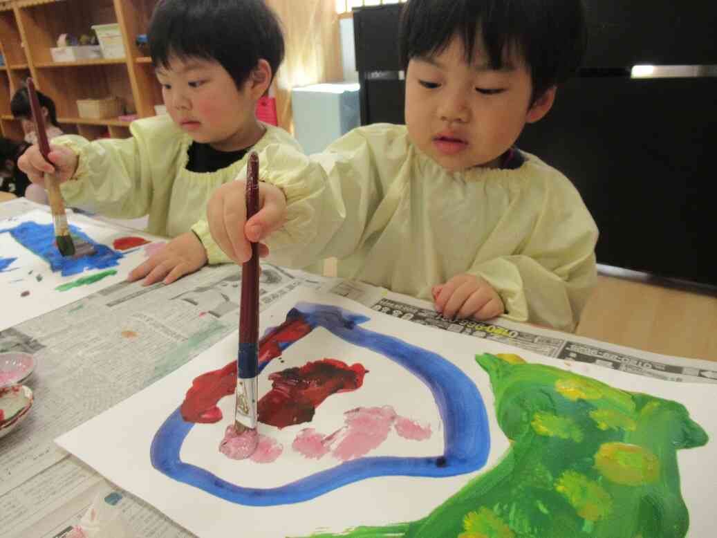 絵の具って楽しいね♪