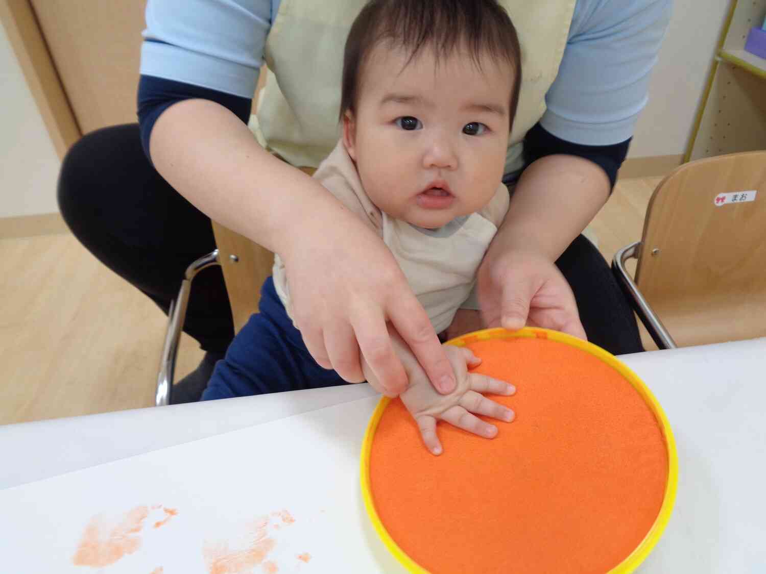 何色をぺったんしようかな？