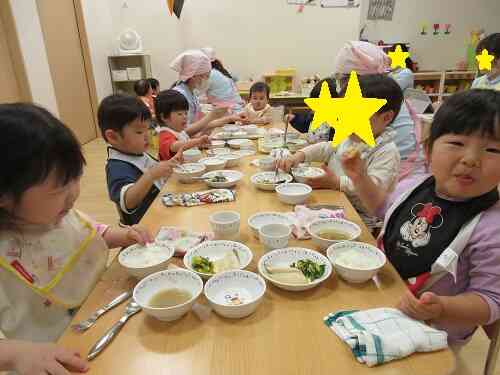 みんなでのお食事の様子♪