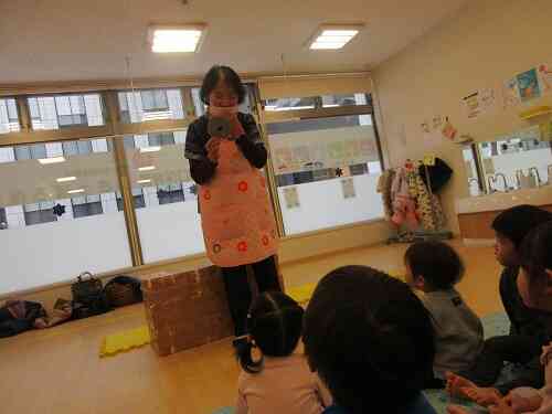 なんのお話がはじまるのかな～？