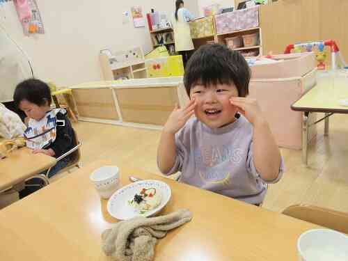 3時のおやつは「おにのおにぎり」