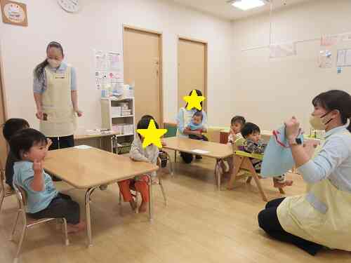 朝の会をしてるよ！