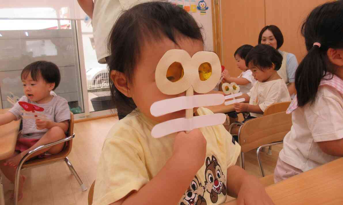 今日はー、ピカピカメガネ!