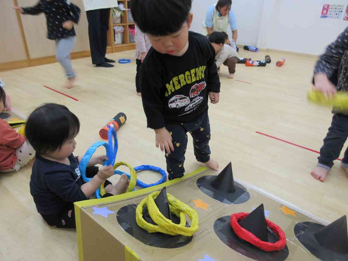 ハロウィンお楽しみ会では、楽しいゲームをしたよ♪