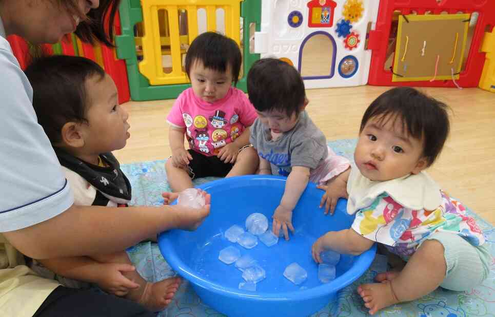 みんなで氷で遊ぼう！