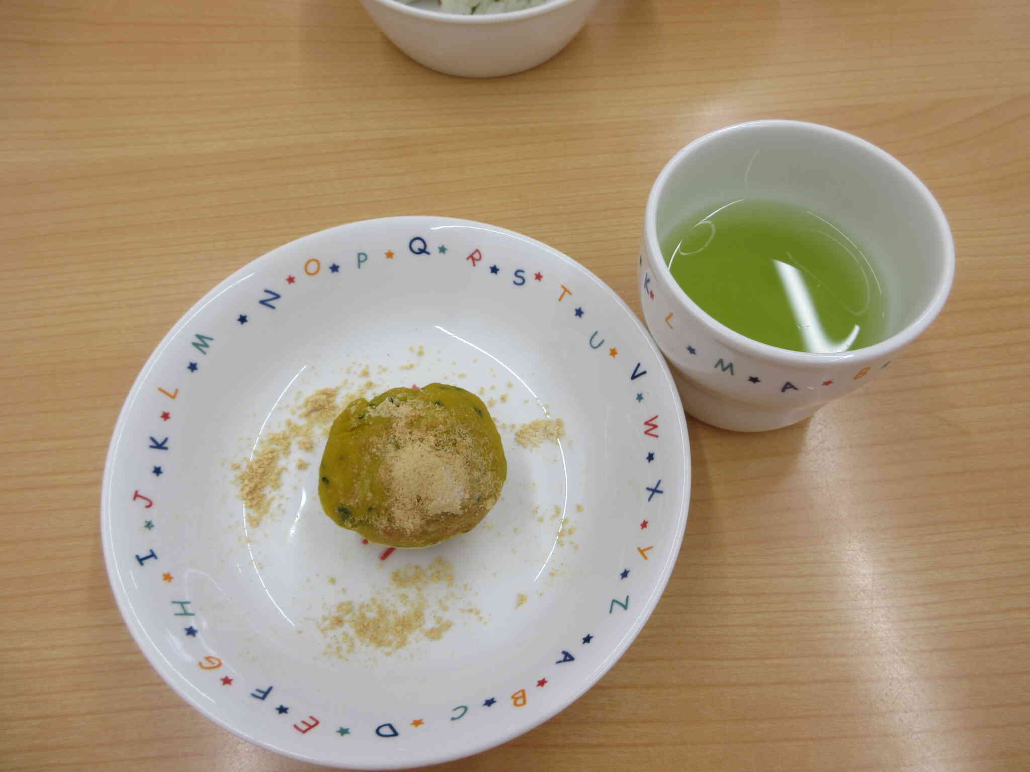 お茶に合うお菓子を作りました。<食育＞