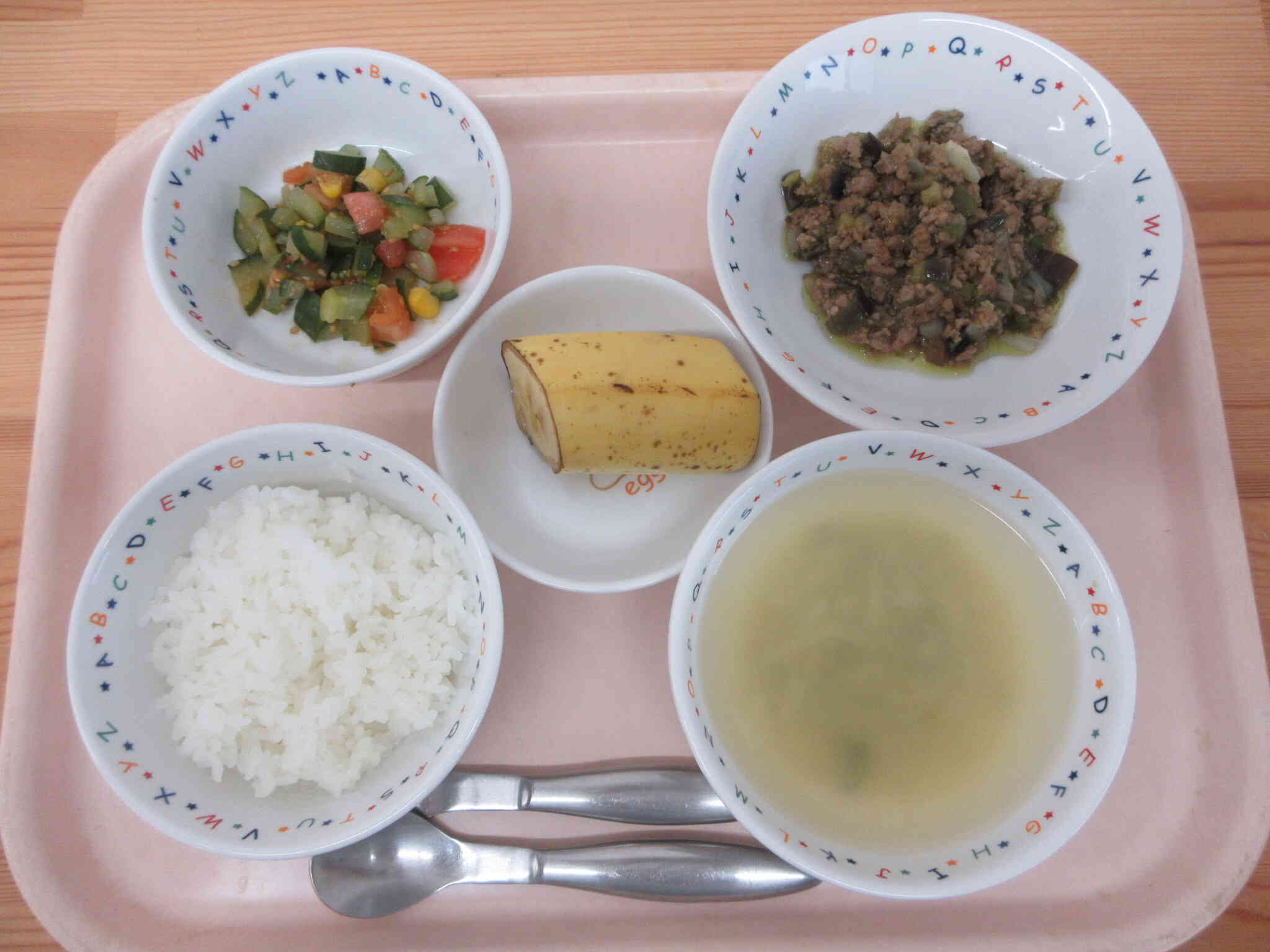 6月の野菜の献立です。