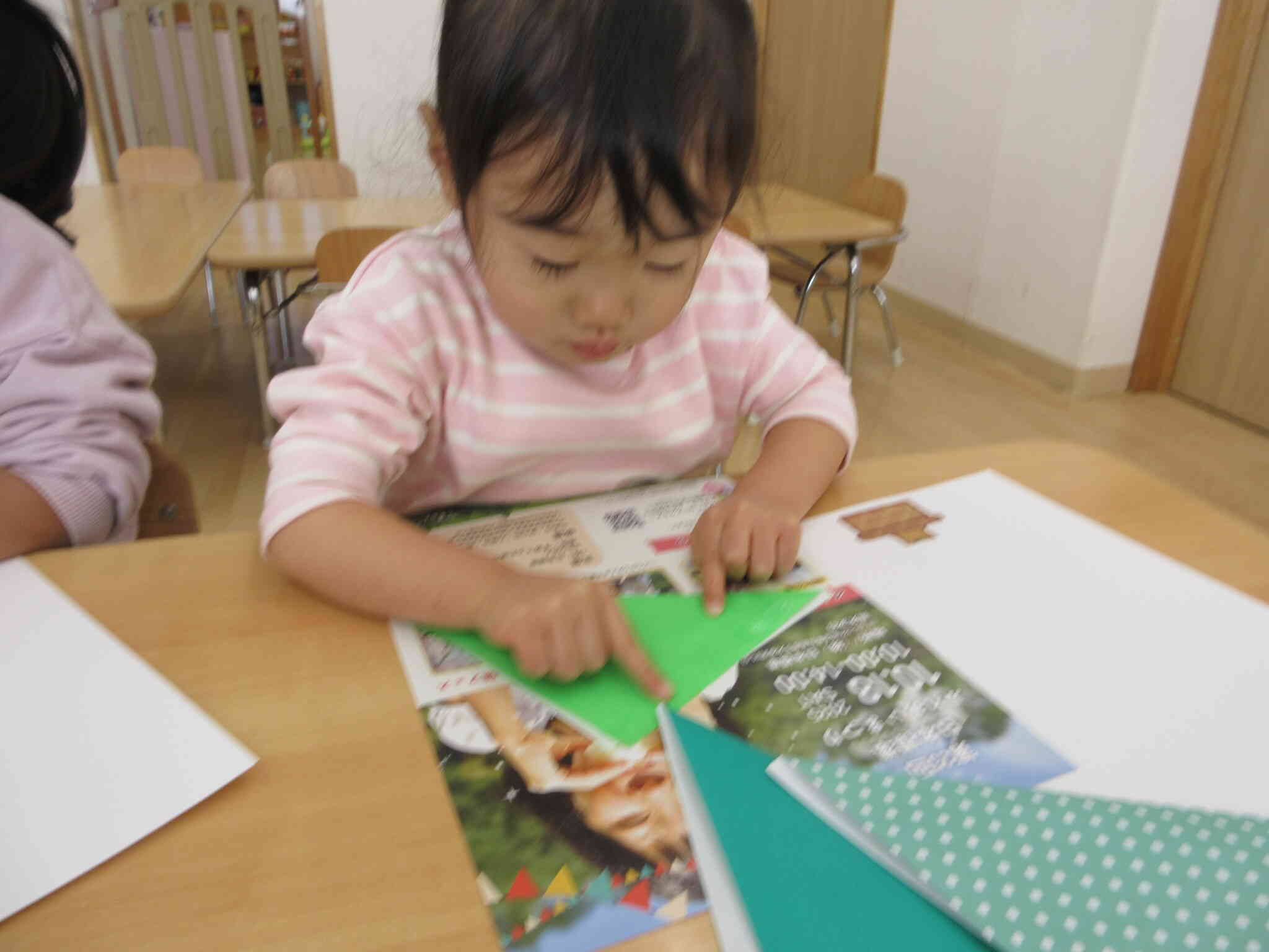 角と角をくっつけて・・・