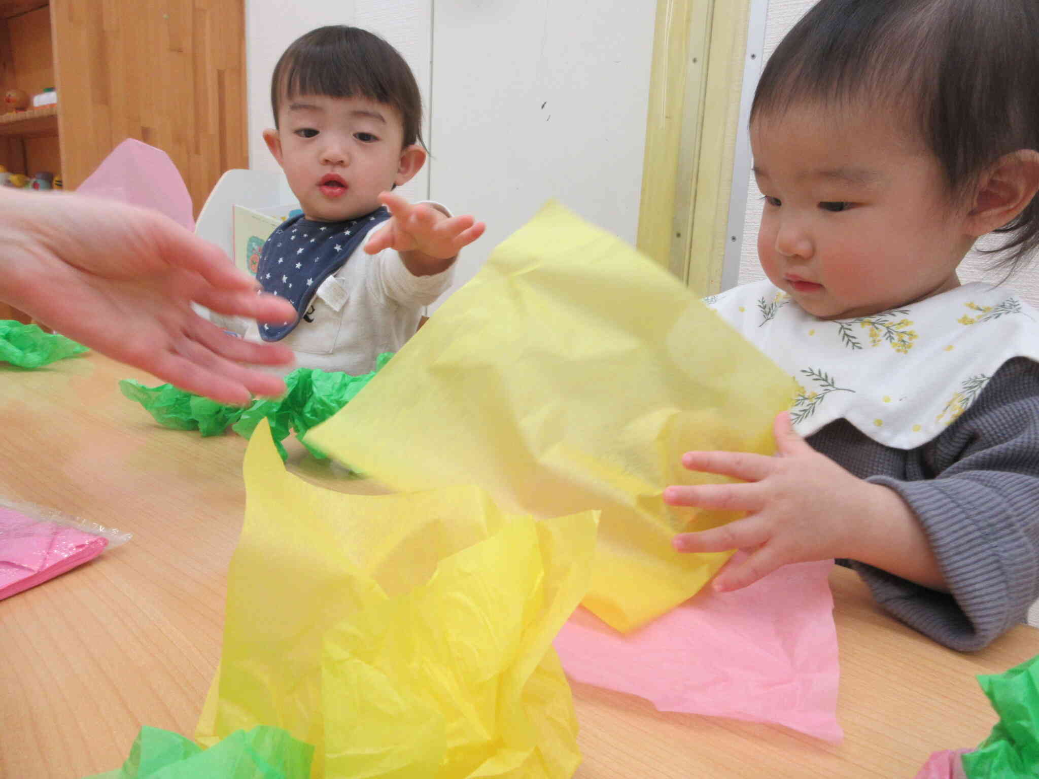 ０歳児のひよこ組さんも製作～(*^-^*)