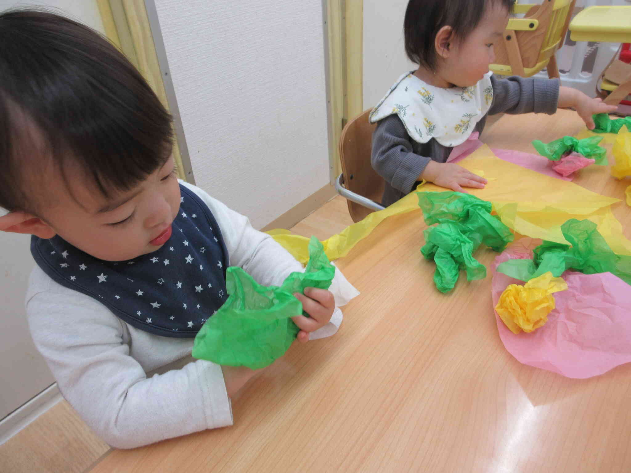 ふわふわのきれいな紙です。