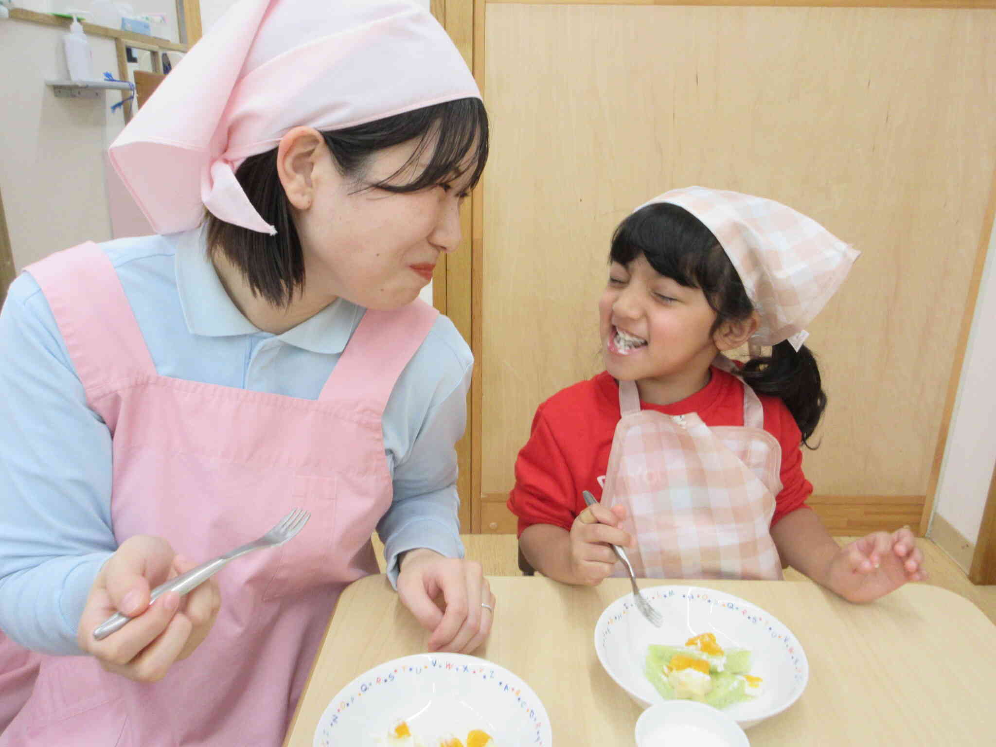 先生と一緒にパクッ(*^-^*)