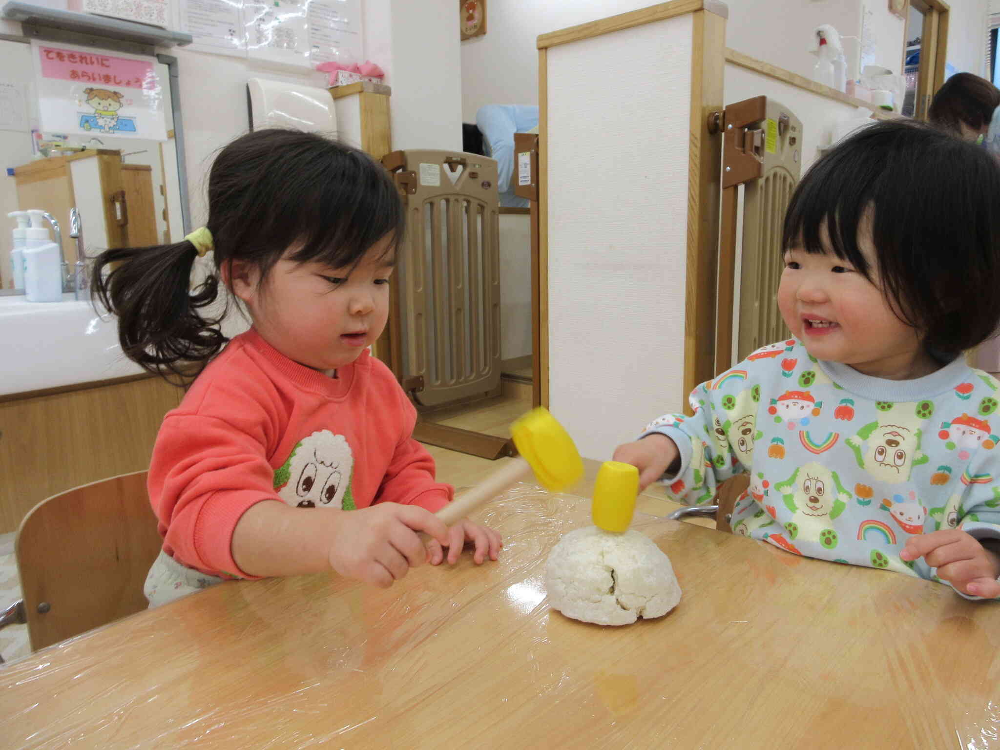 鏡開きとお汁粉作りをしました。