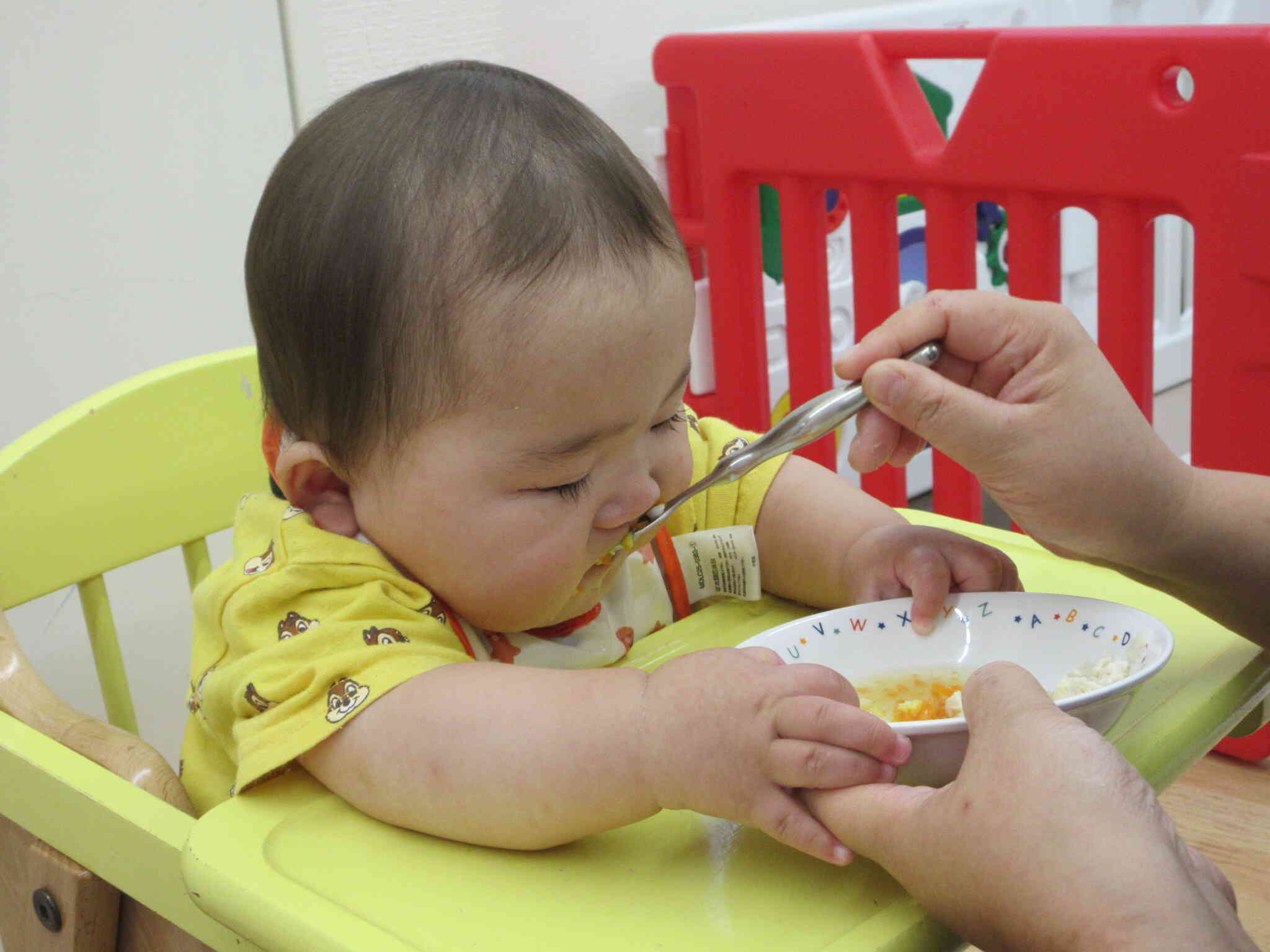 離乳食が始まったんだよ！！