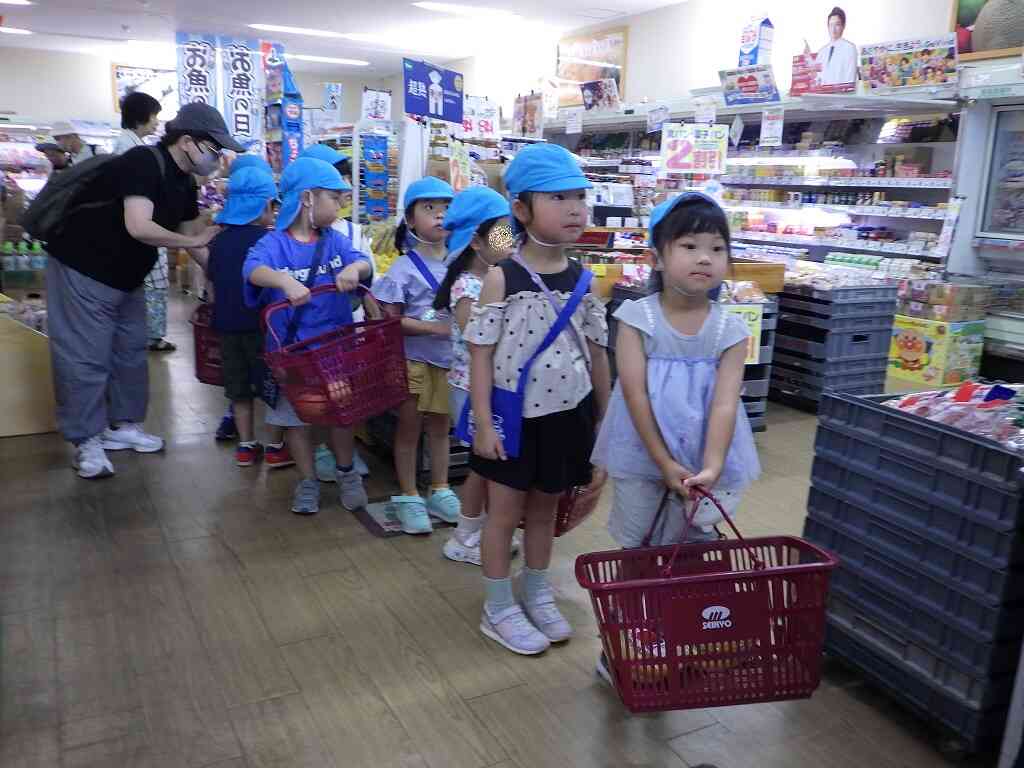 『地元のお店にお買い物』