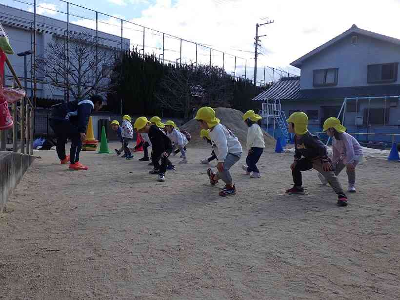 『寒さに負けるなさゆりっ子』