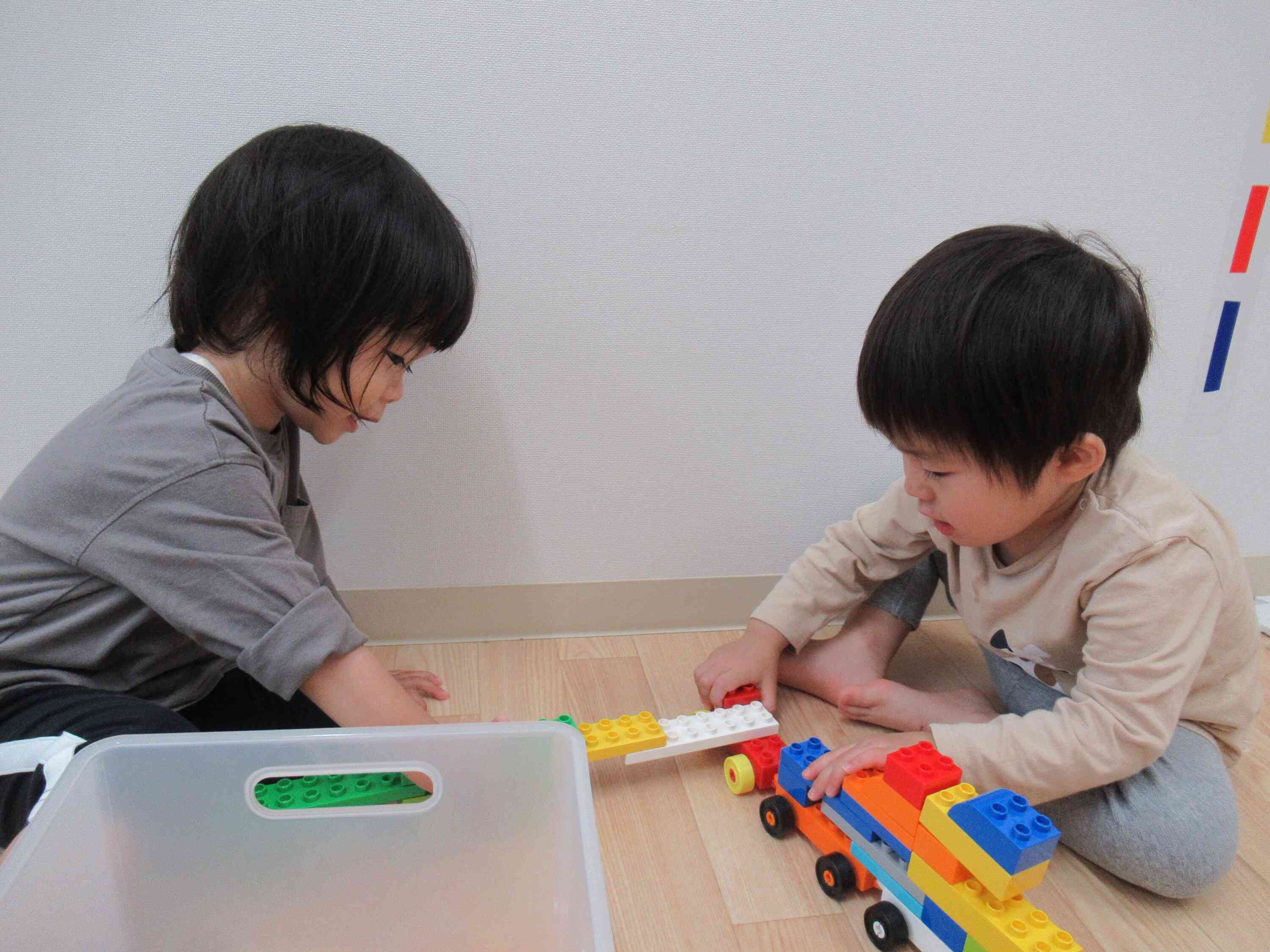 「おもいっきり遊ぶ。おもいっきり学ぶ。」をテーマに日々活動しています!