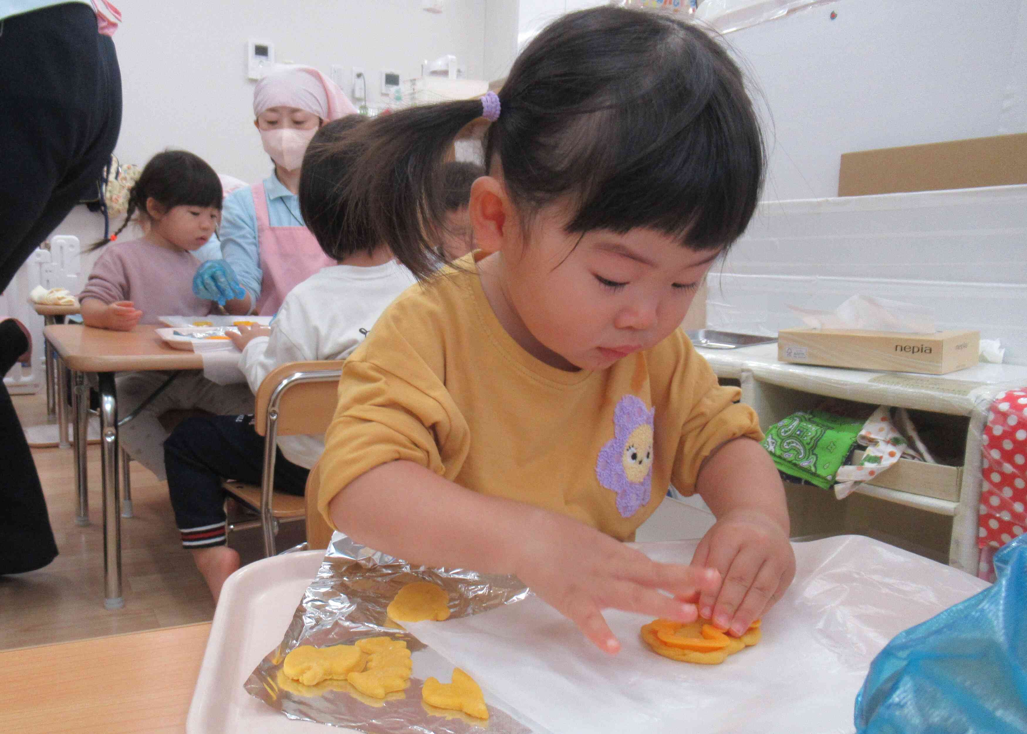 食育でクッキーの型抜きをしたよ！