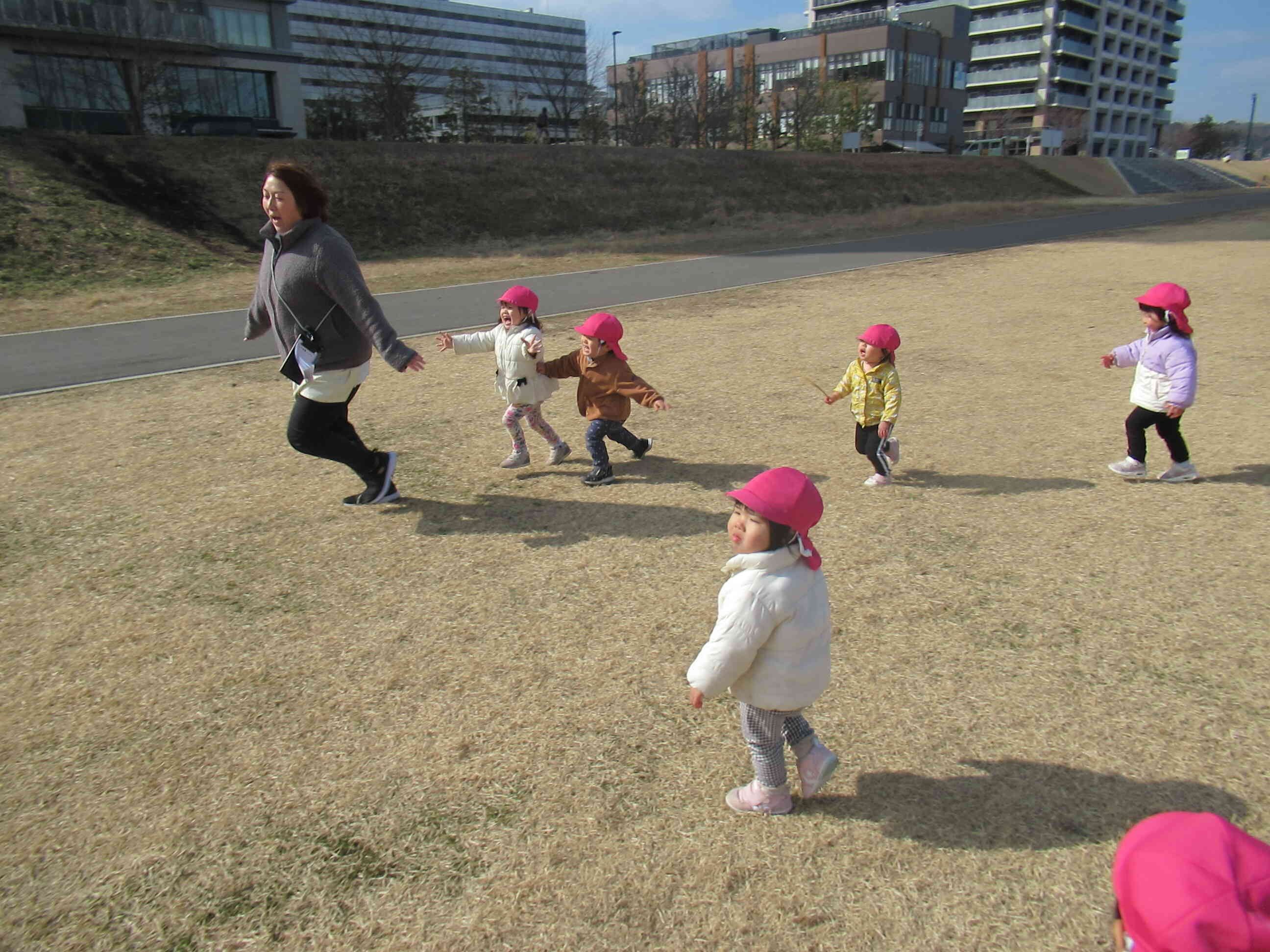 お散歩（1歳児クラス）