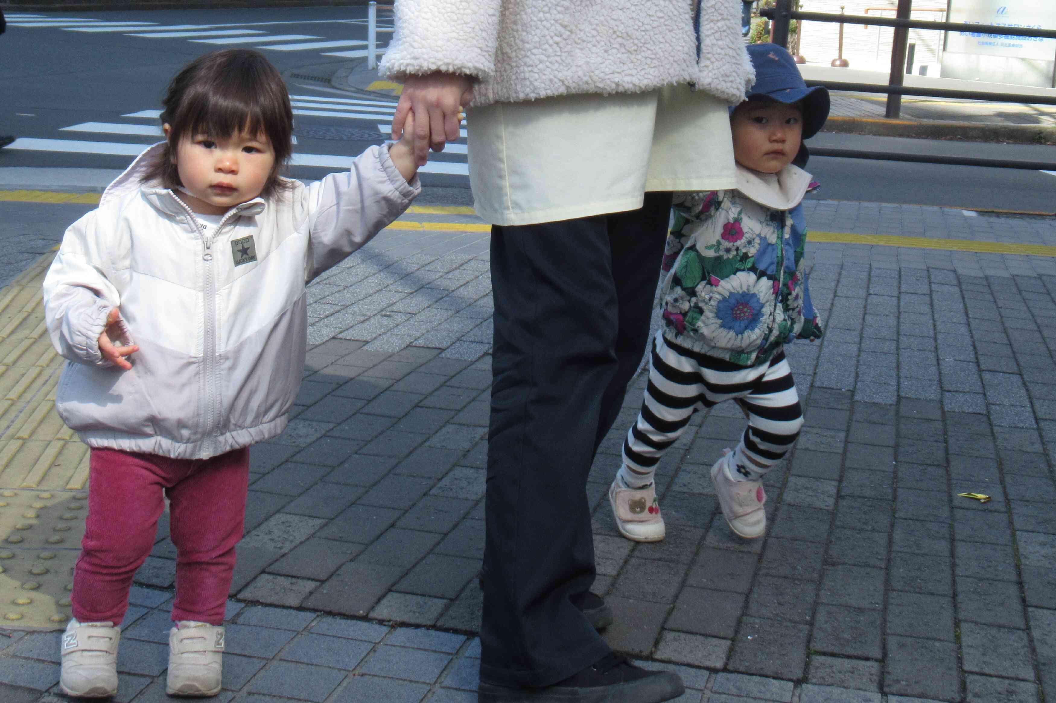 お散歩（０歳児クラス）